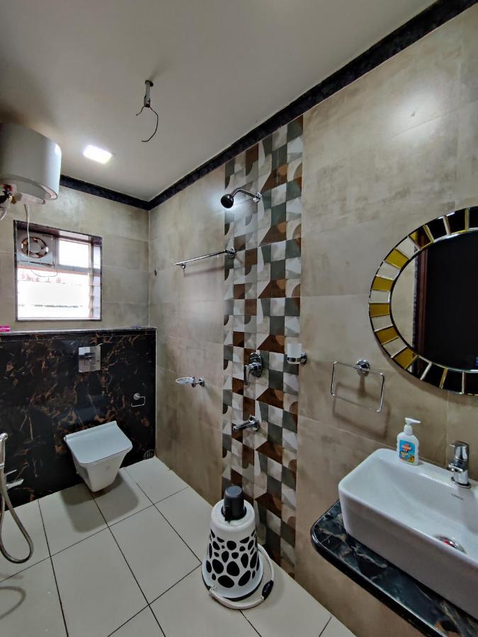 Sakuntala Residency Hotel Bhuvanesvar Kültér fotó